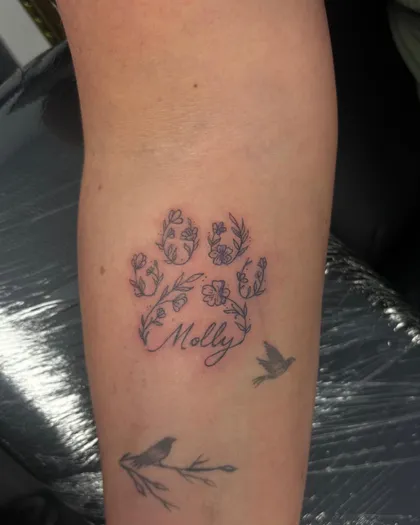 Floral paw print, by Lucy